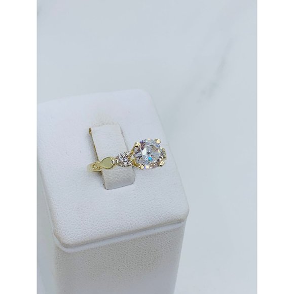 ❤️ 14k gold ring  ❤️ Women’s engagement ring Size 8
